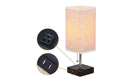 Lamp with built-in USB